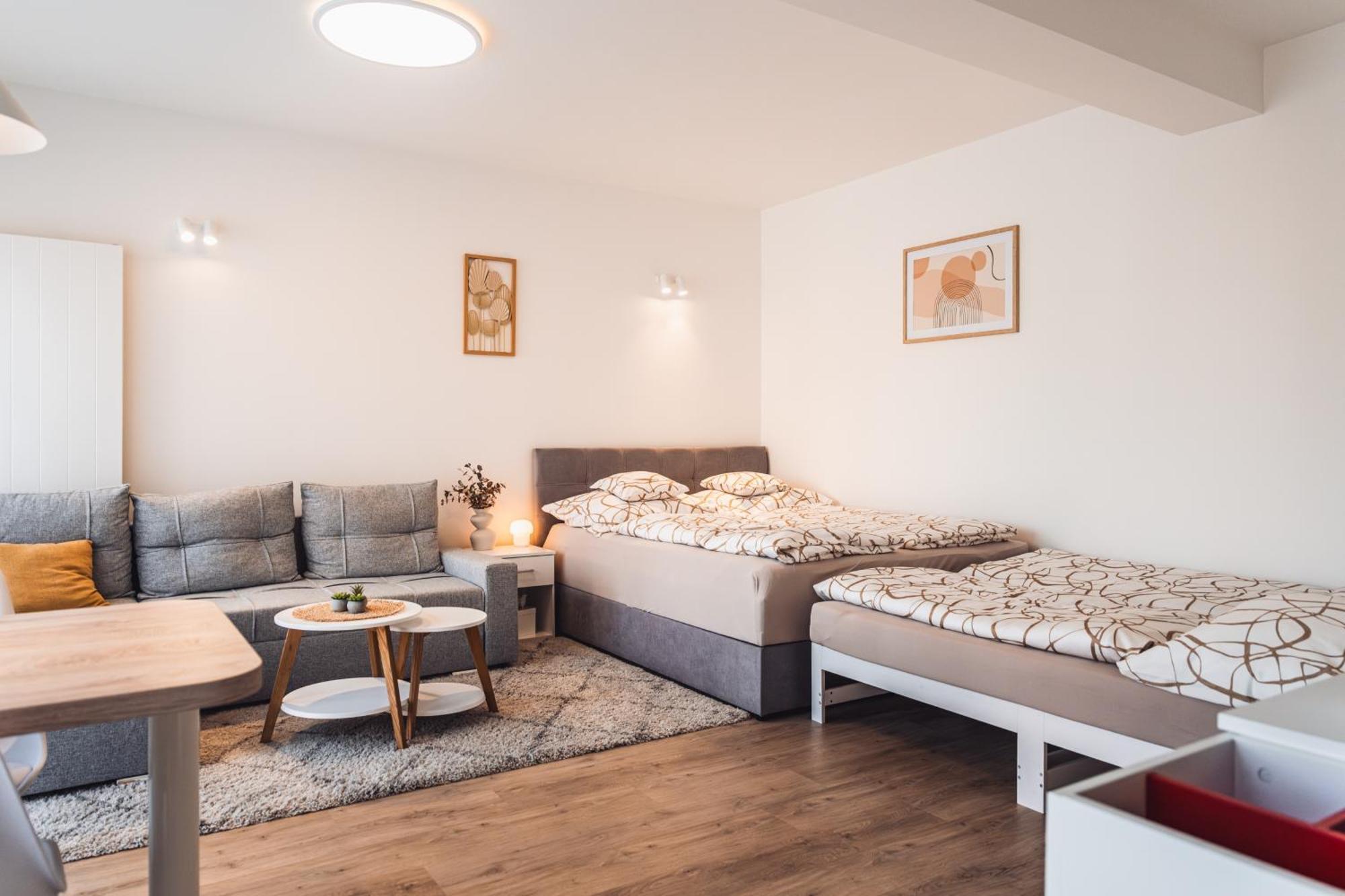 Appartamento Rezidence Sadova Zlín Esterno foto